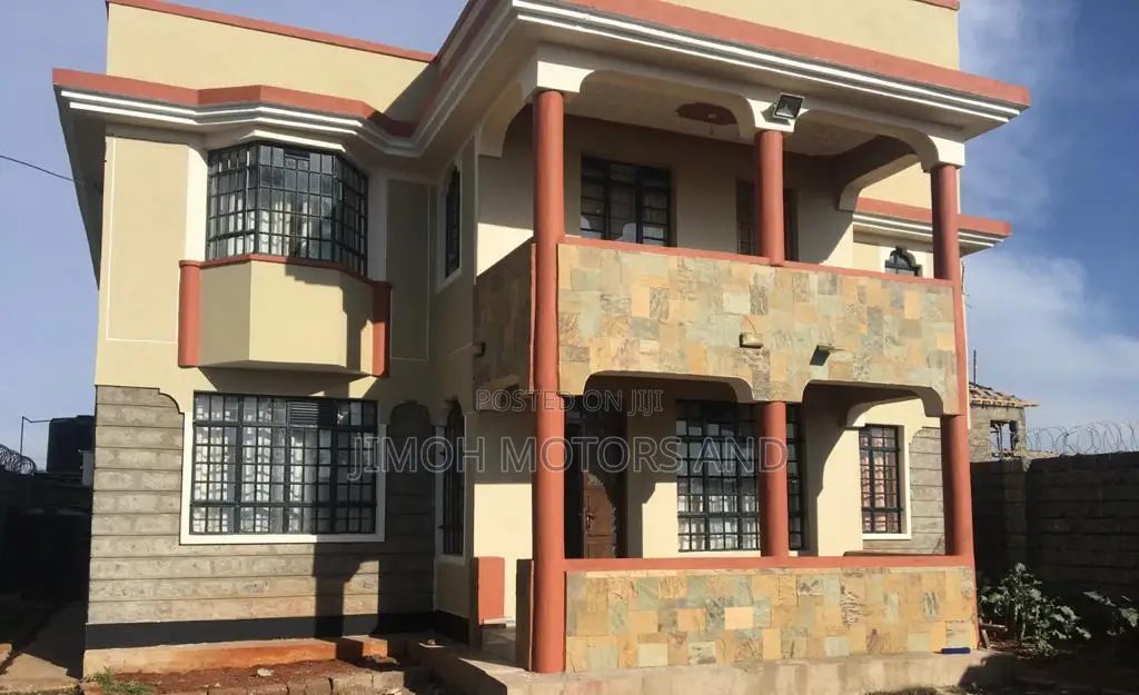 Kamakis Maisonette - Perfect 2-Bedroom Home for Sale Now! in Parklands/Highridge
