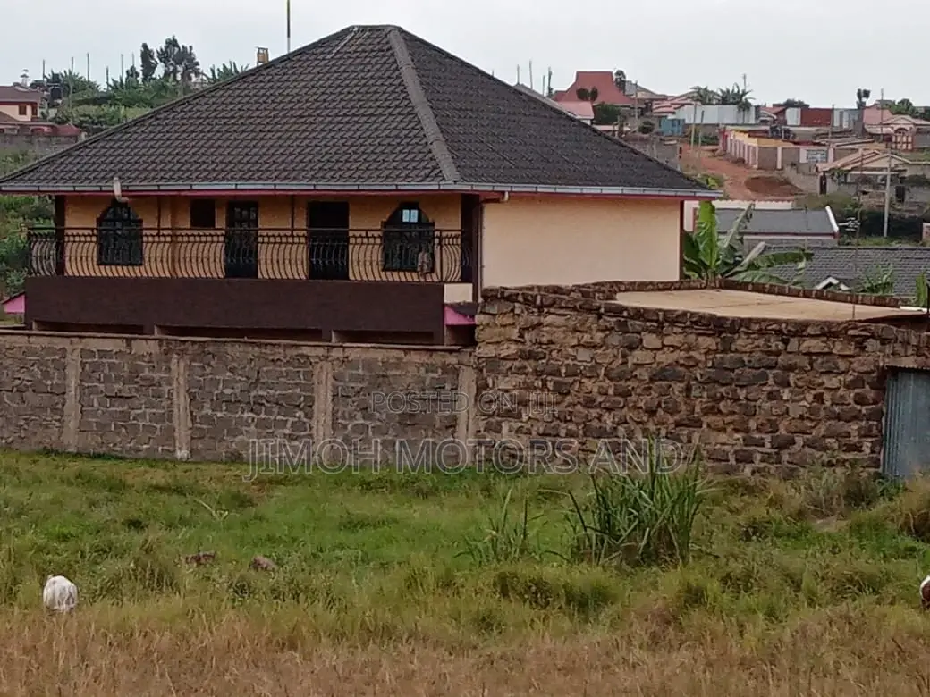 Spacious Plots Available for Sale: Find Your Dream Home in Parklands/Highridge