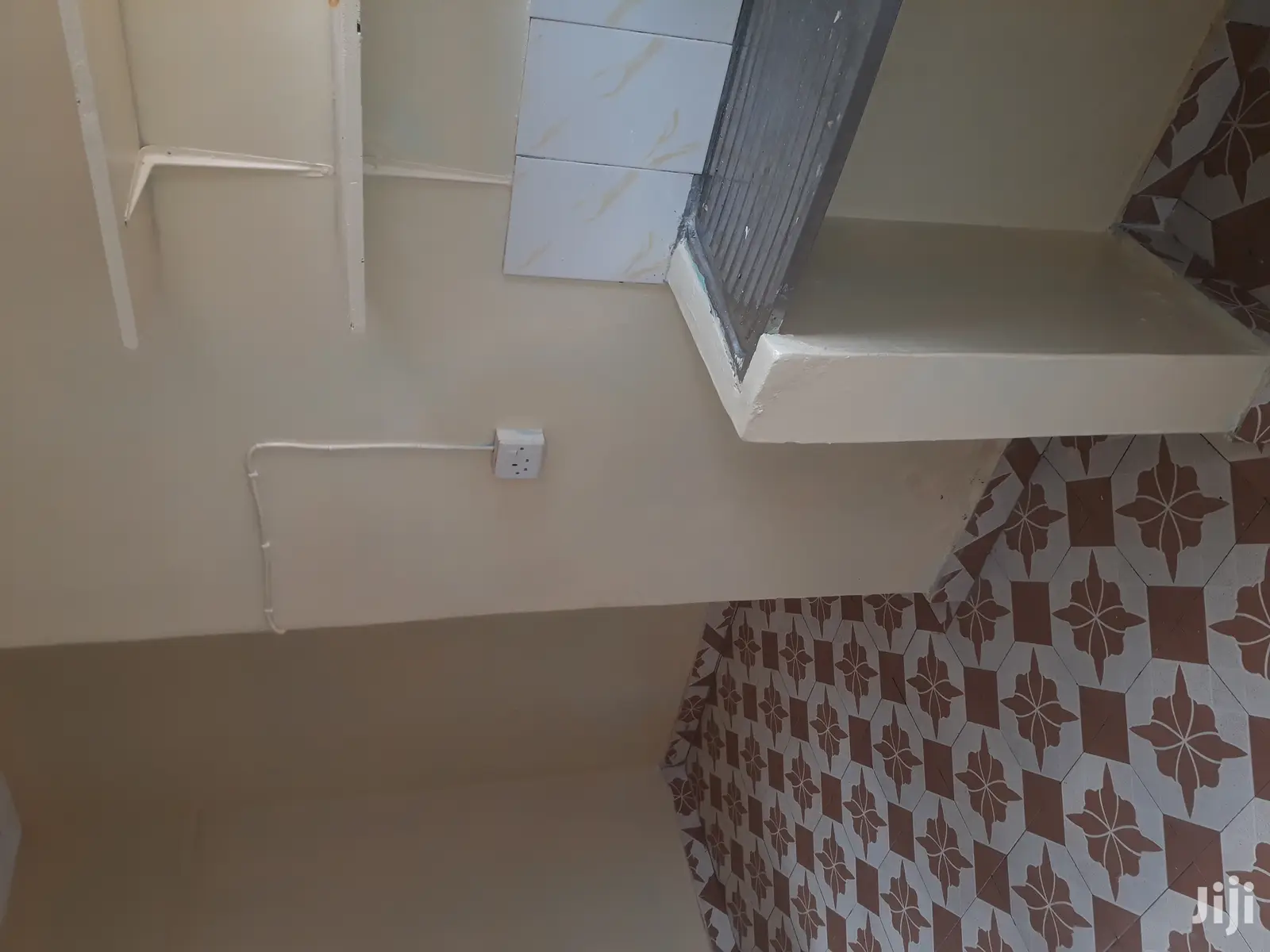 Parklands Spacious Bedsitter Available for Rent in Parklands/Highridge