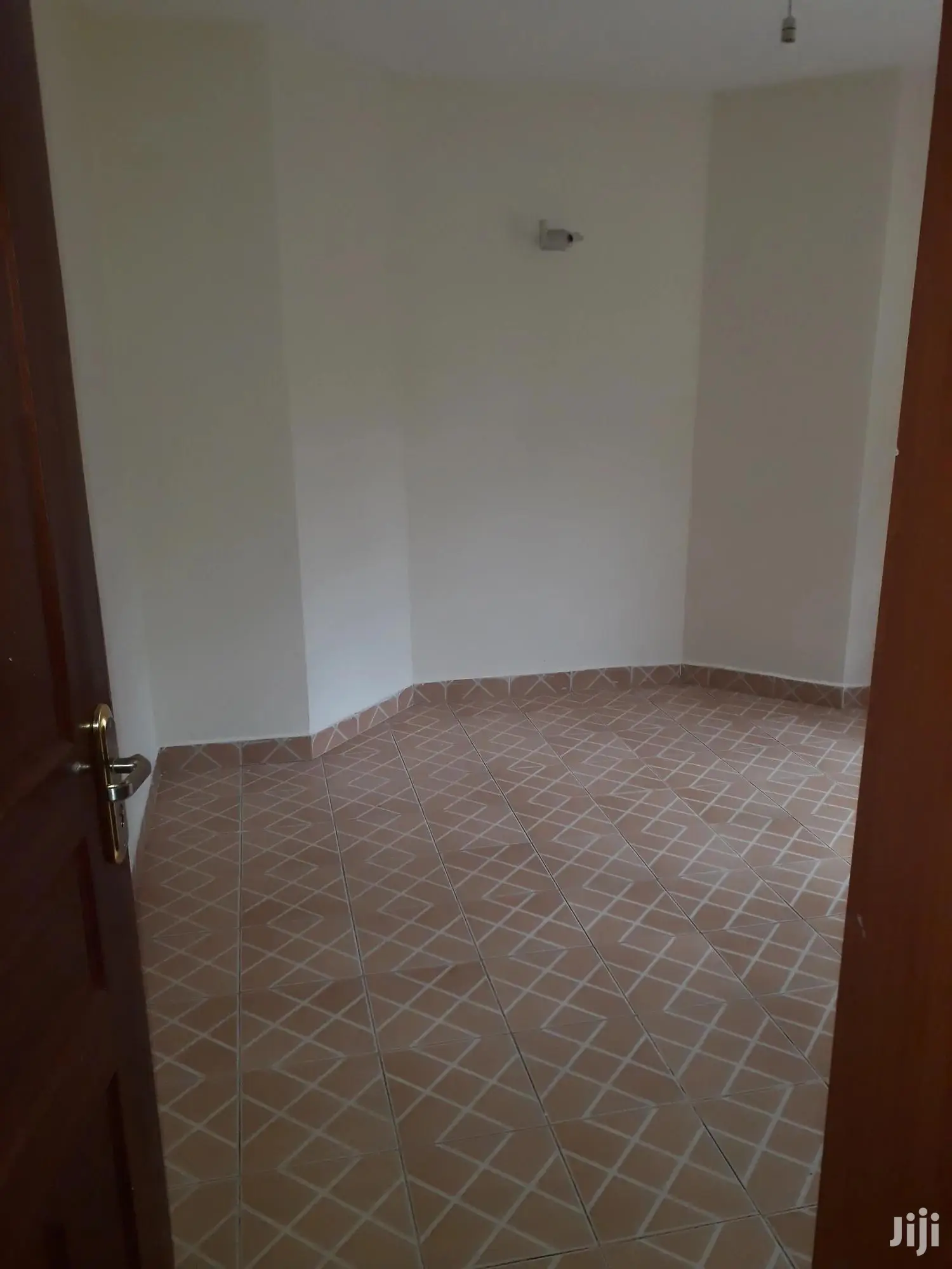 Spacious 2-Bedroom Apartment in Parklands/Highridge for Lease in Parklands/Highridge