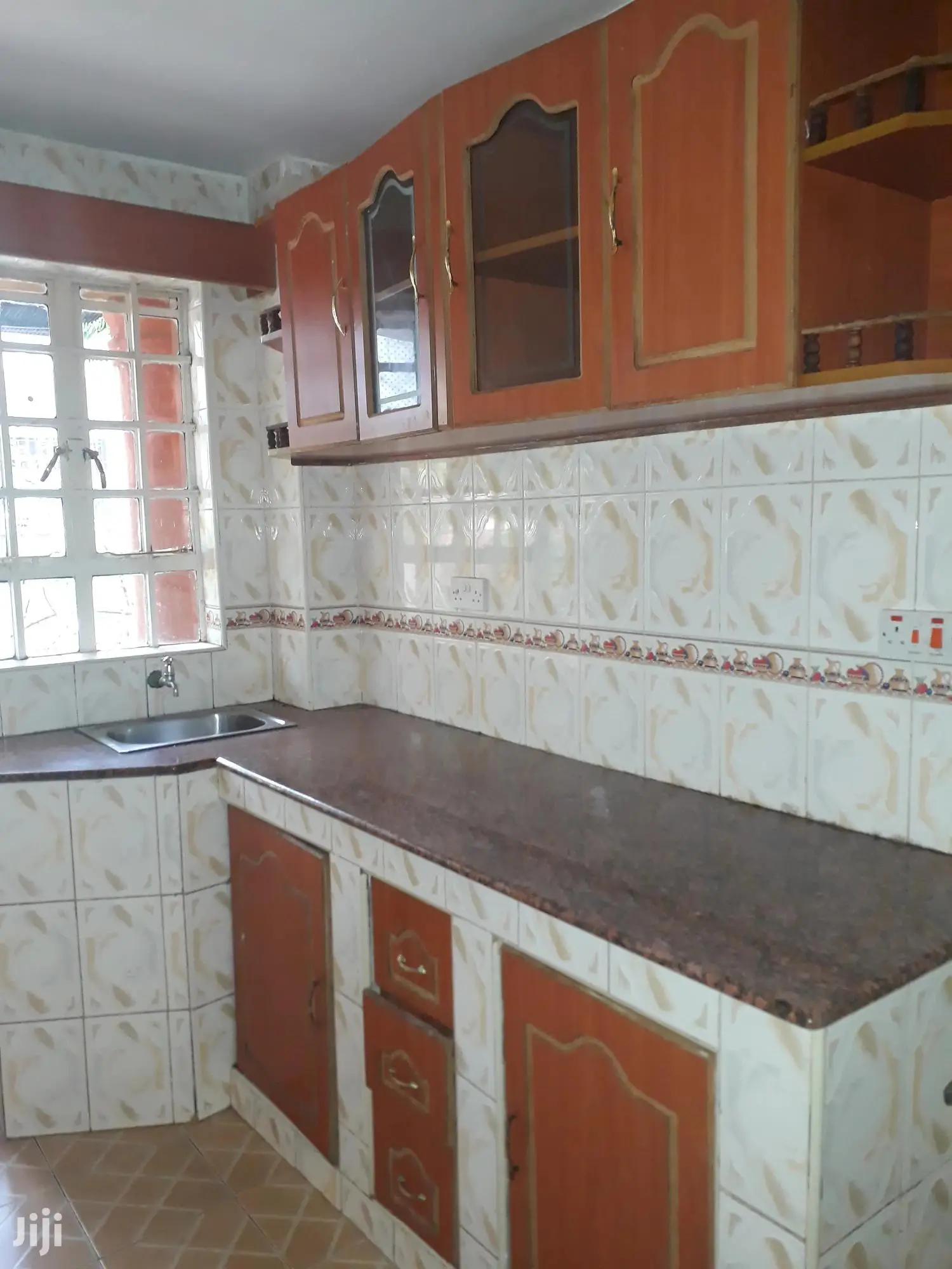Spacious 2-Bedroom Apartment in Parklands/Highridge for Lease in Parklands/Highridge
