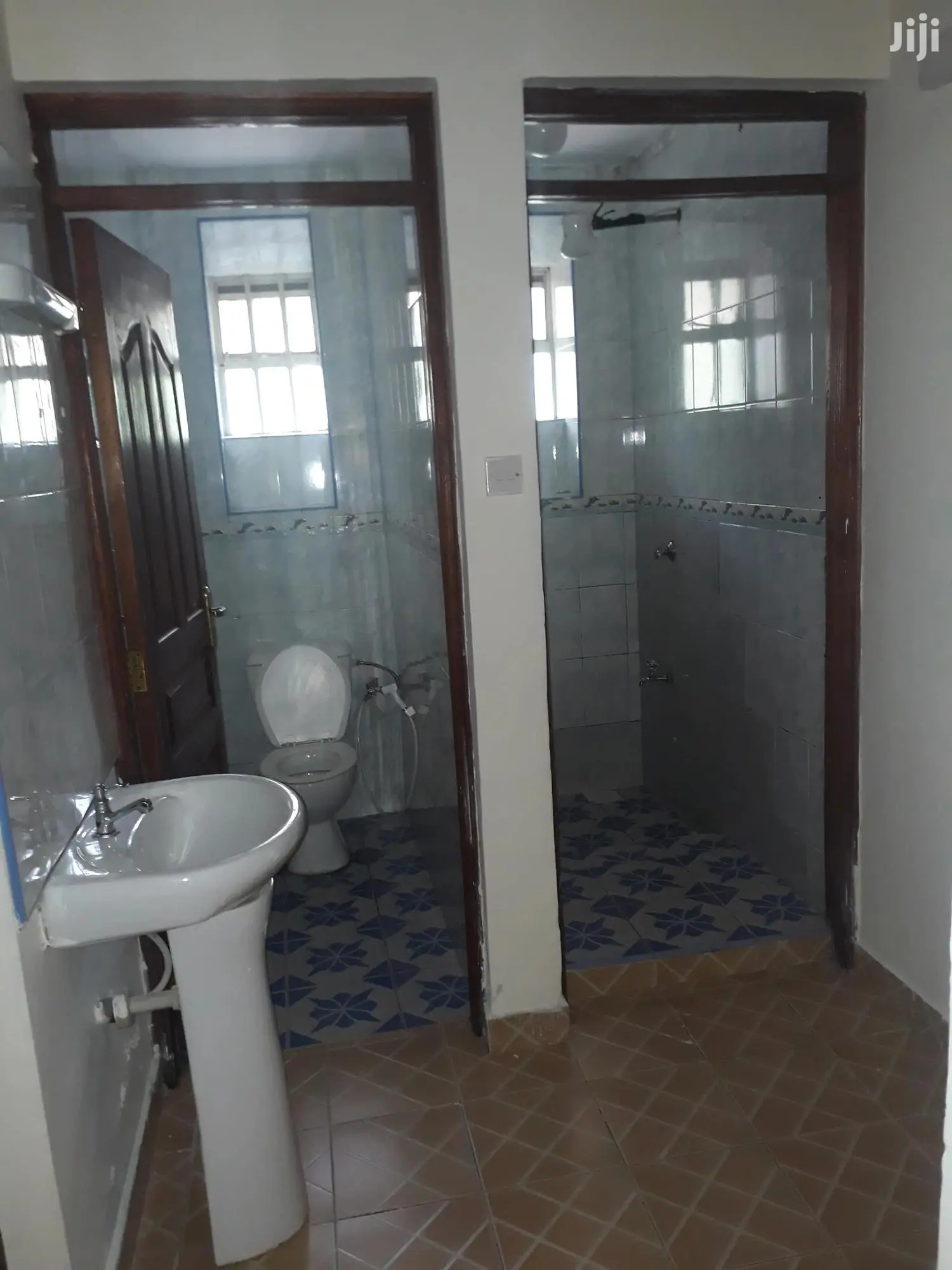Spacious 2-Bedroom Apartment in Parklands/Highridge for Lease in Parklands/Highridge