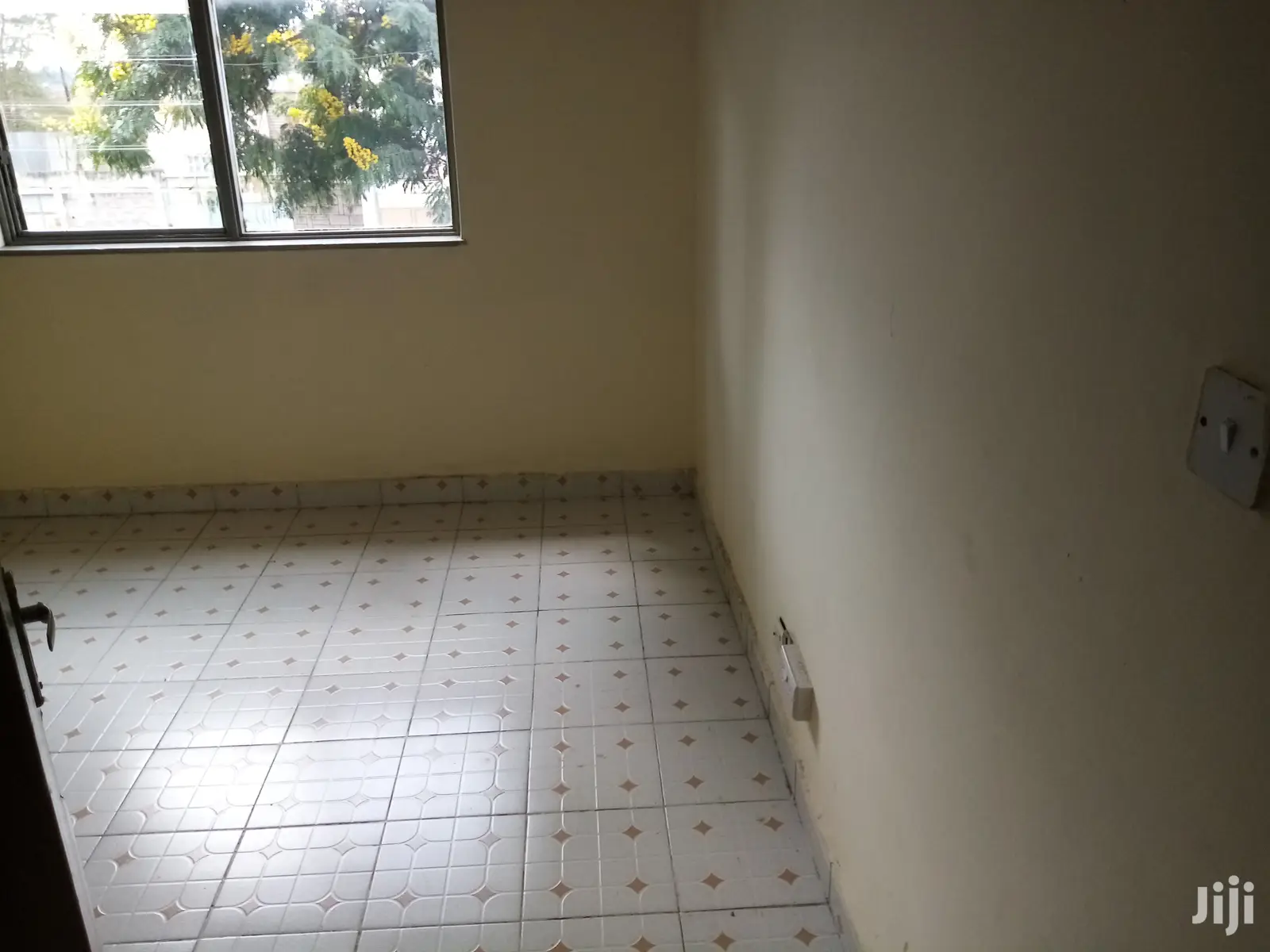 Spacious 3-Bedroom House in Buruburu: For Sale Now! in Harambee