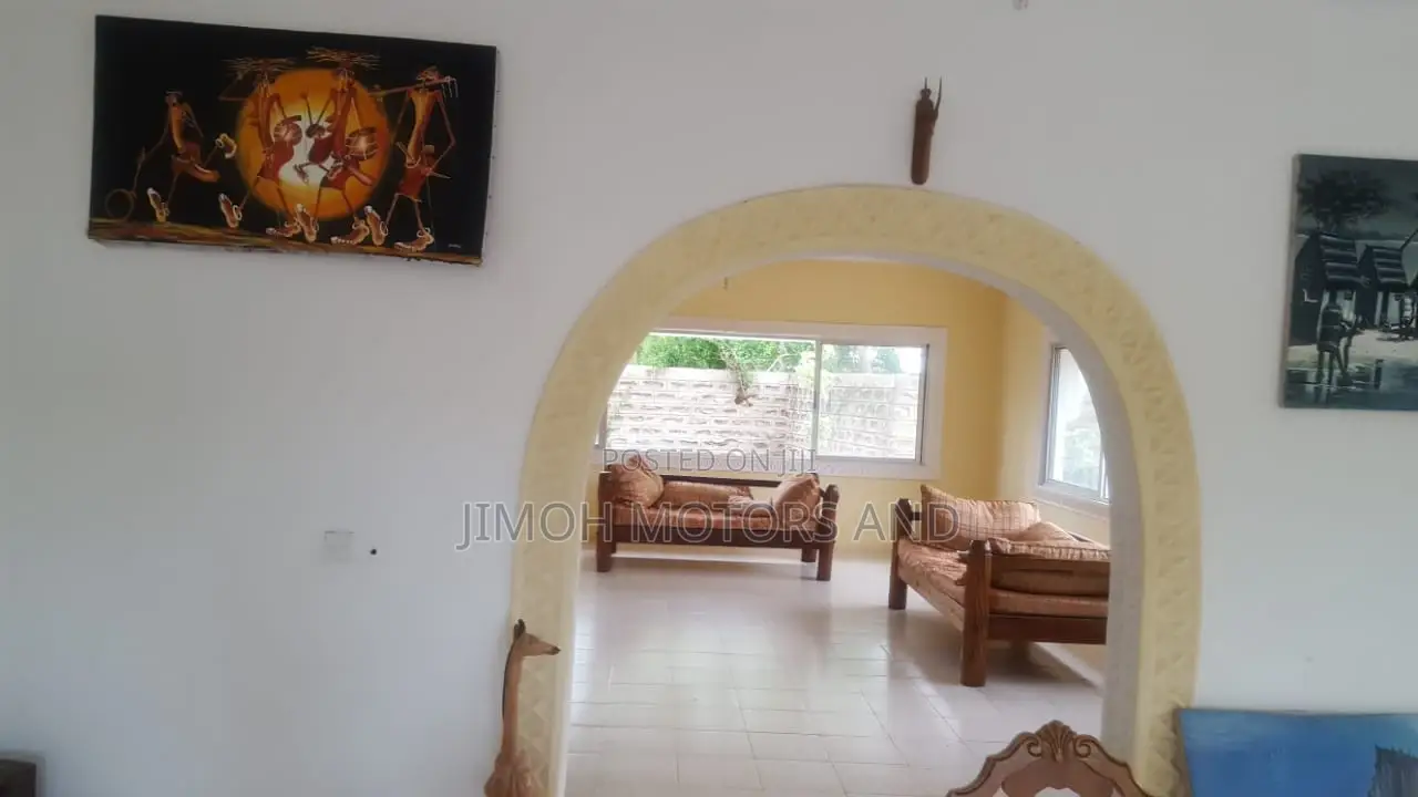 Modern House for Sale: Discover Your Dream Home Today! in Parklands/Highridge