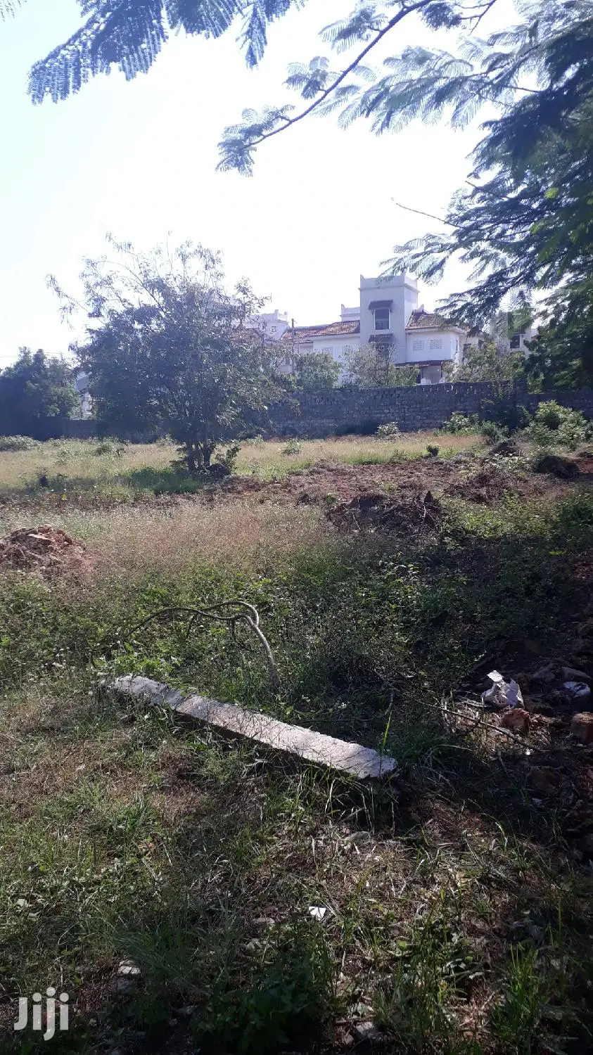 Spacious Half Acre Plot for Sale in Nyali - Prime Location Investment Opportunity in Nyali