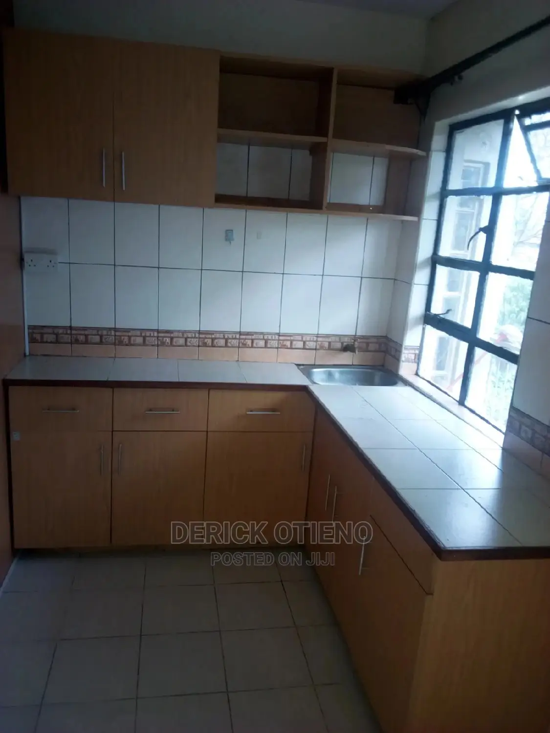 Bedsitter Awaits Tenant Along Ngong Road: Convenient & Stylish in Kilimani