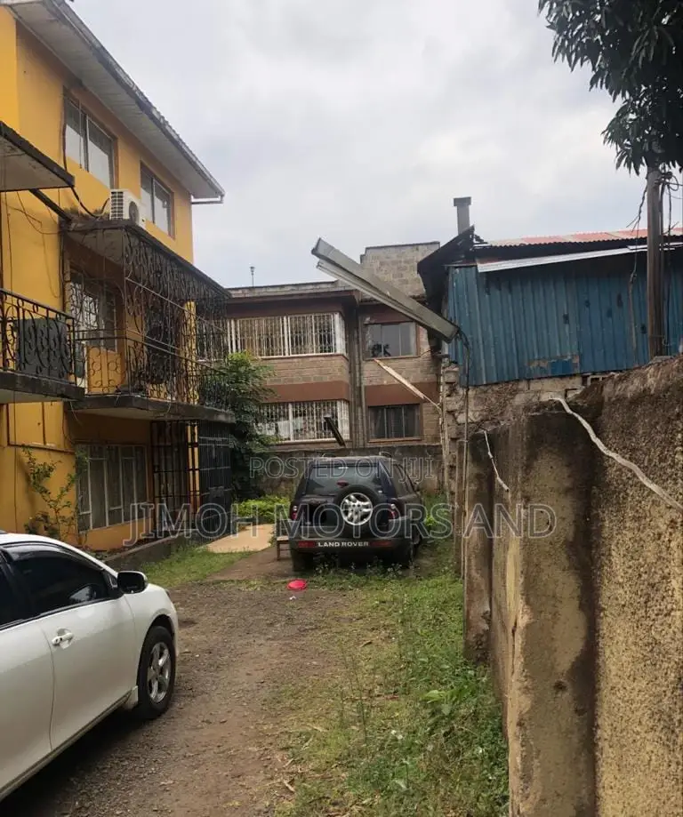 House for Sale: Diamond Plaza, Highridge - Make it Yours Today! in Parklands/Highridge