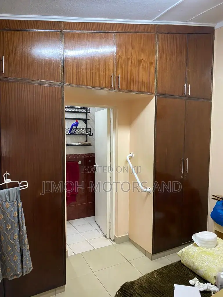 . Maisonette on the Market: Ideal First Home in Parklands/Highridge