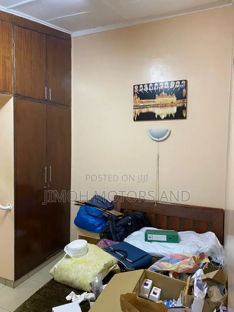 . Maisonette on the Market: Ideal First Home in Parklands/Highridge