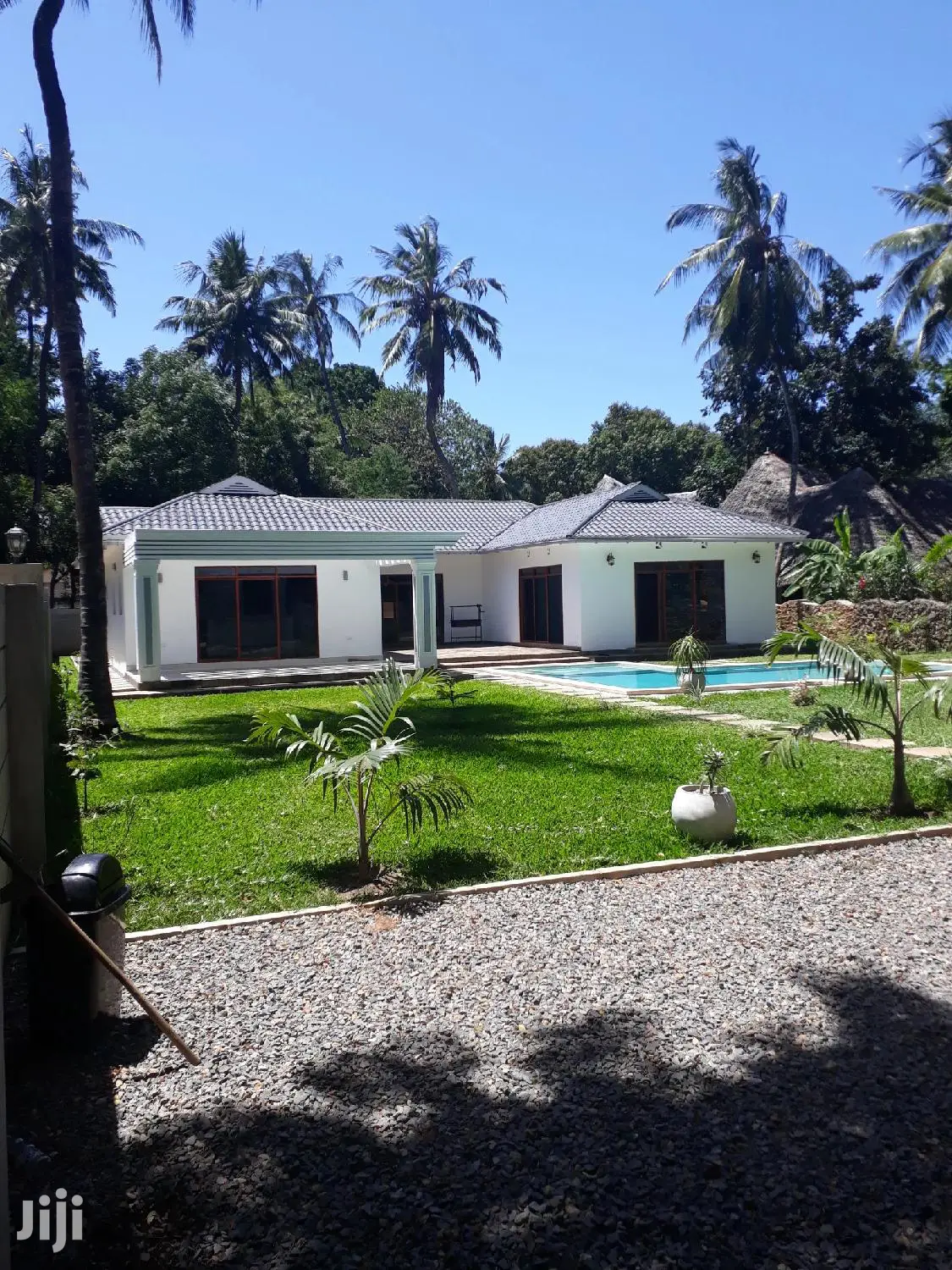Mtwapa 3-Bedroom Home: Comfortable Living Space Awaits in Mtwapa