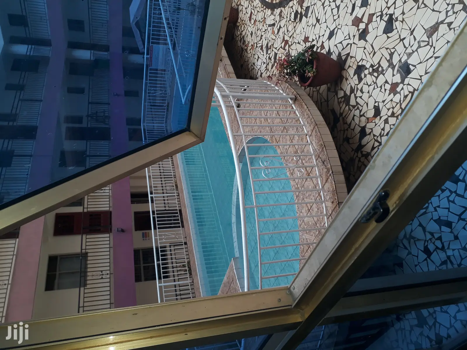 Kilimani's 2-Bedroom Apartment - All Ensuite & Contemporary in Kilimani