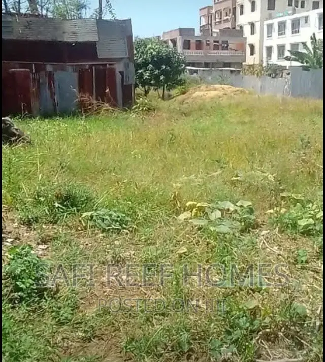 1/8 Acre Land: 40 x 80 Plot for Sale - Build Your Dream Home in Mtwapa