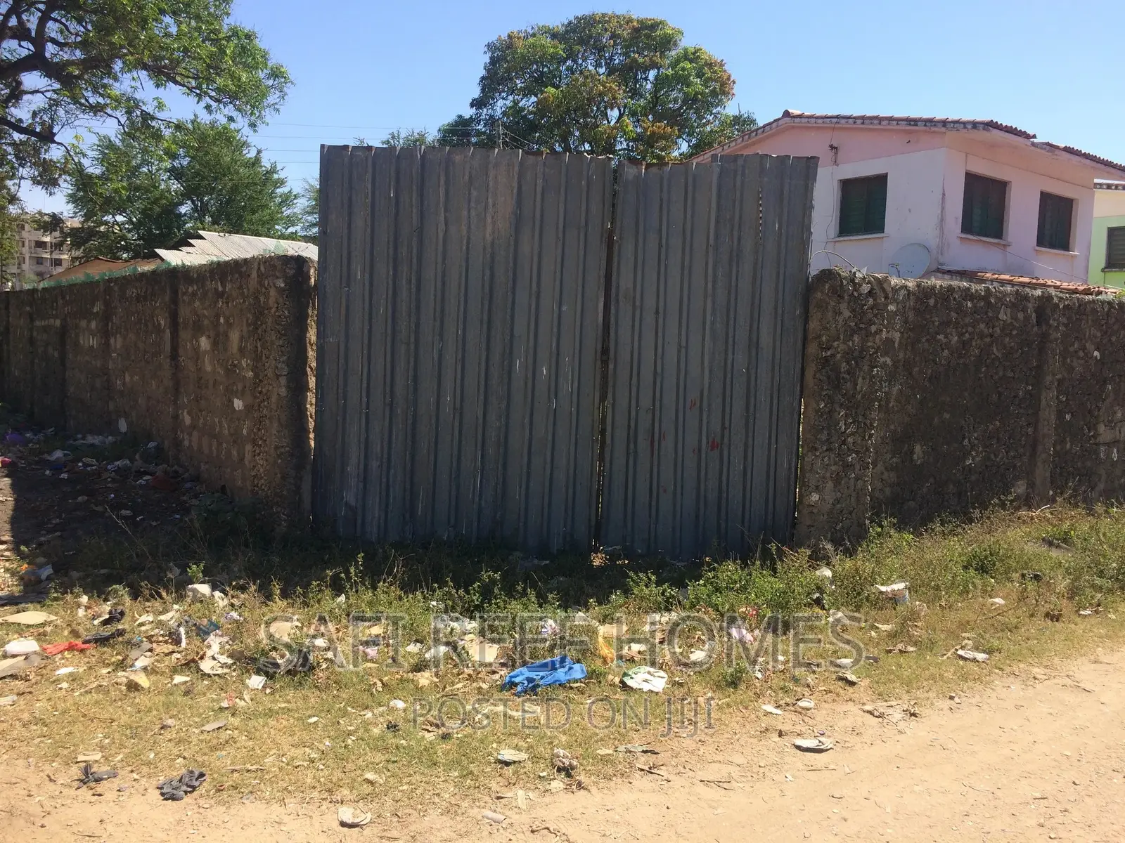 Kongowea 40x80 Land: Your Chance to Build Your Dream Home or Business in Nyali