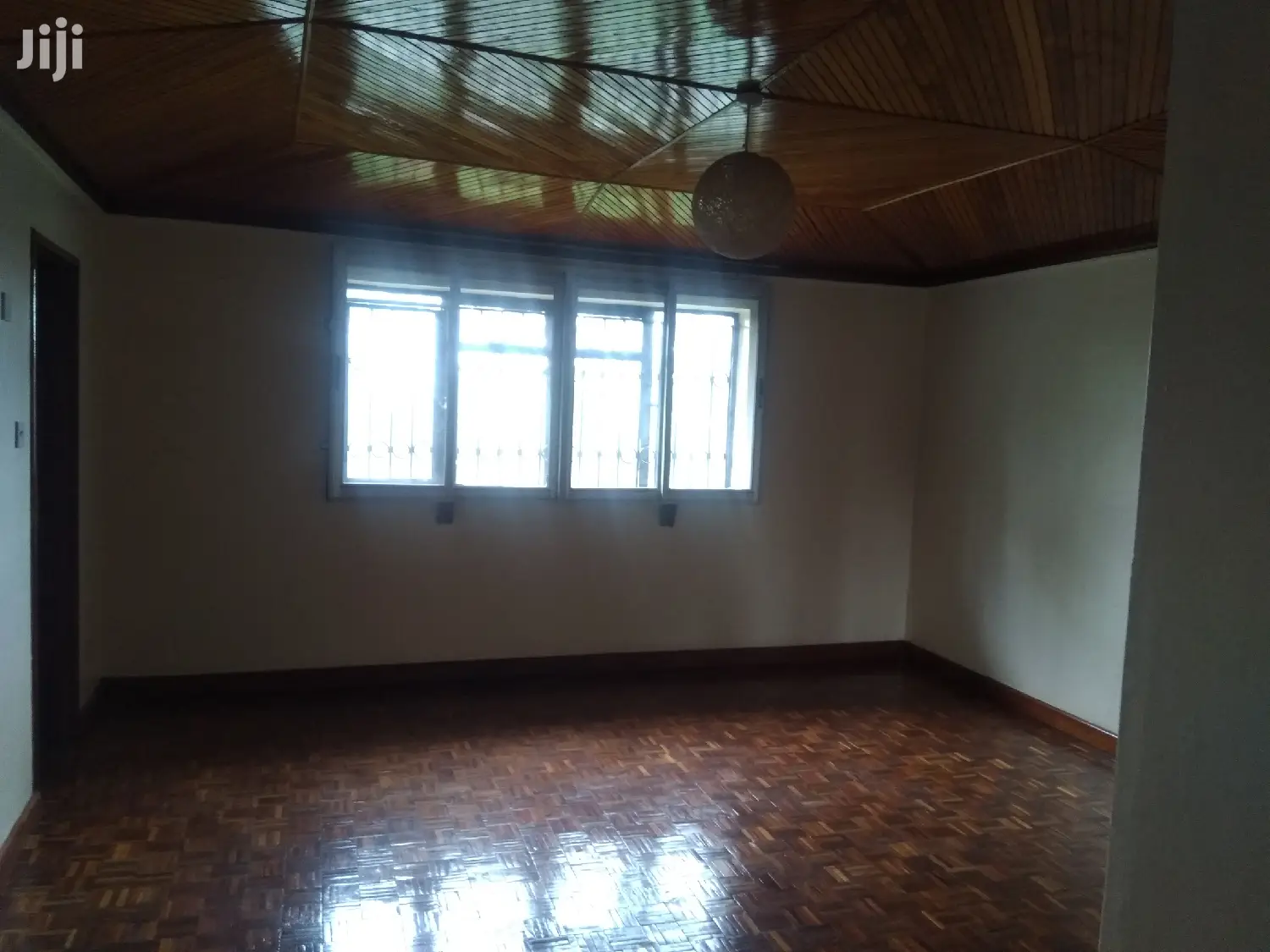 Spacious 4-Bedroom Mansion with 2 Dsqs near Runda Road in Runda