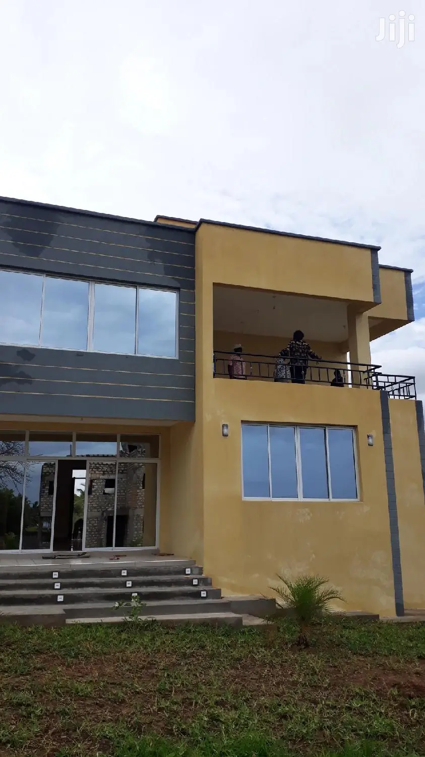 Find Your Dream Home: 3-Bedroom Townhouses in Kikambala in Mtwapa
