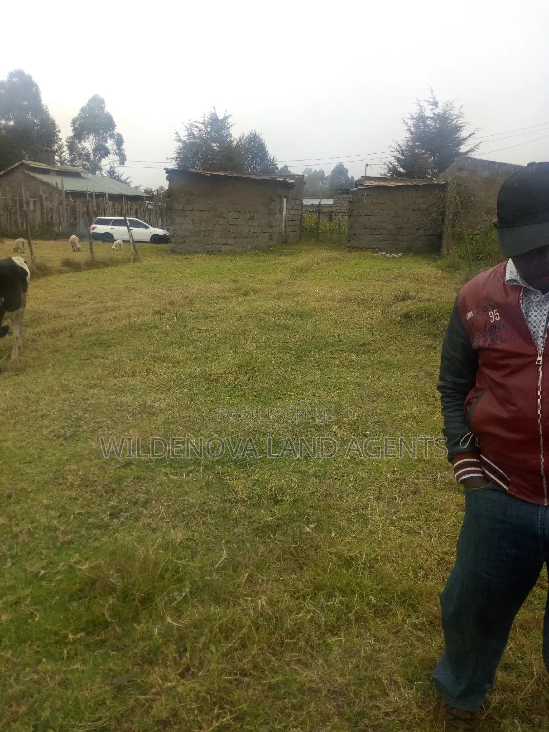 Flyover Plot Sale: 50*100 Square Metres Near Wakimbo Shopping Centre in Magumu