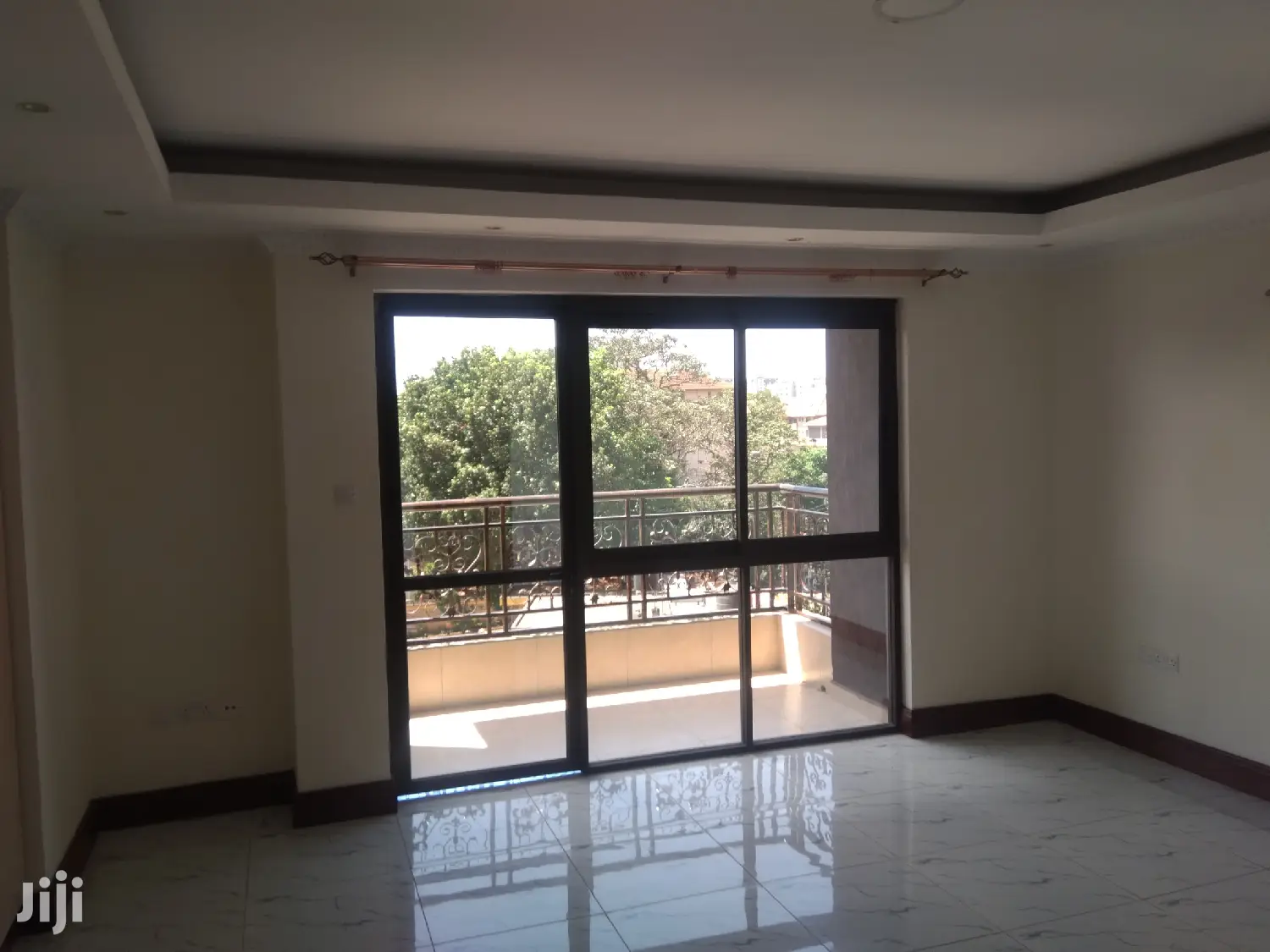 High-End 3-Bedroom Apartments with Dsq - For Sale - Live the Dream in Parklands/Highridge