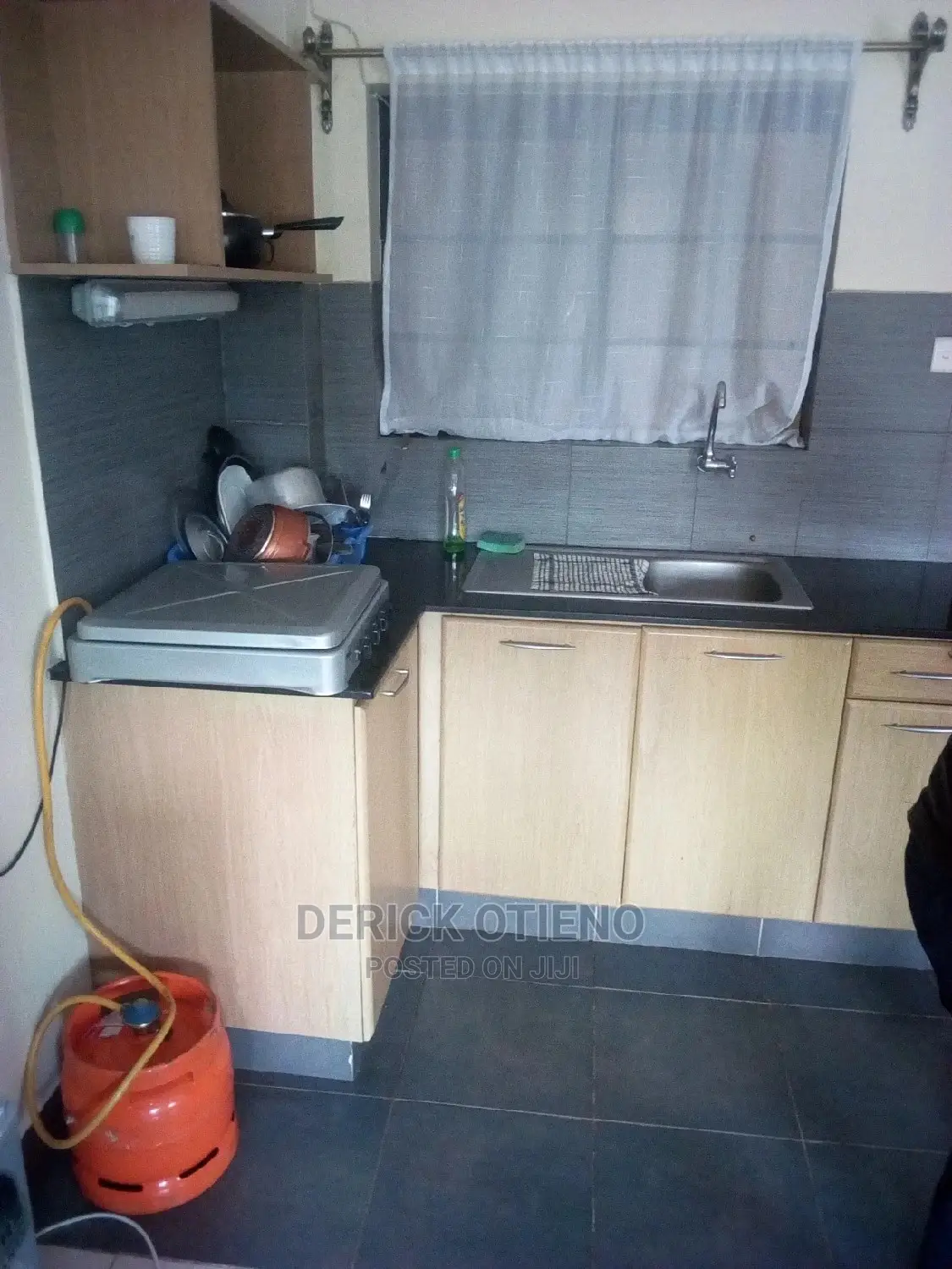 Executive Studio Apartment with Modern Furnishings in Parklands/Highridge