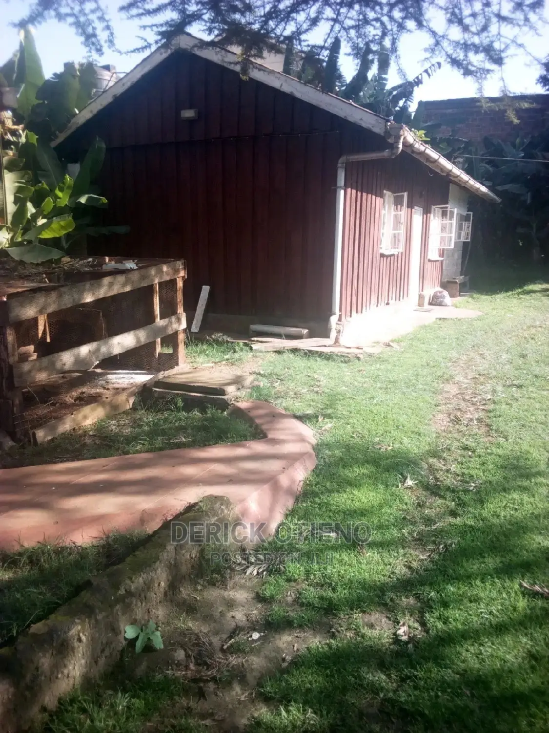 Riruta, Naivasha Road: Spacious Plot for Sale with Amenities in Riruta