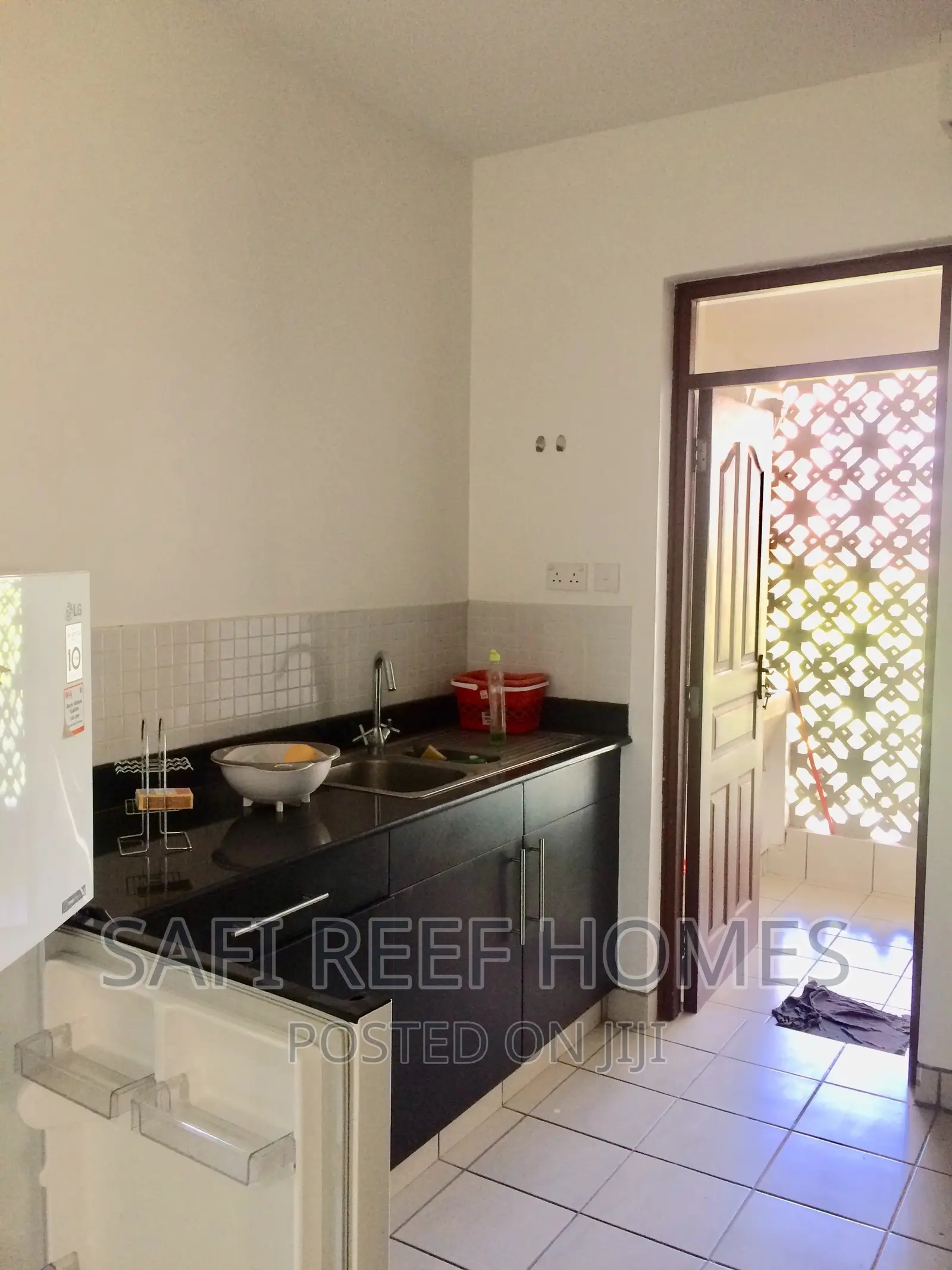 Spacious Furnished 2-Bedroom Apartment in Nyali for Sale in Nyali