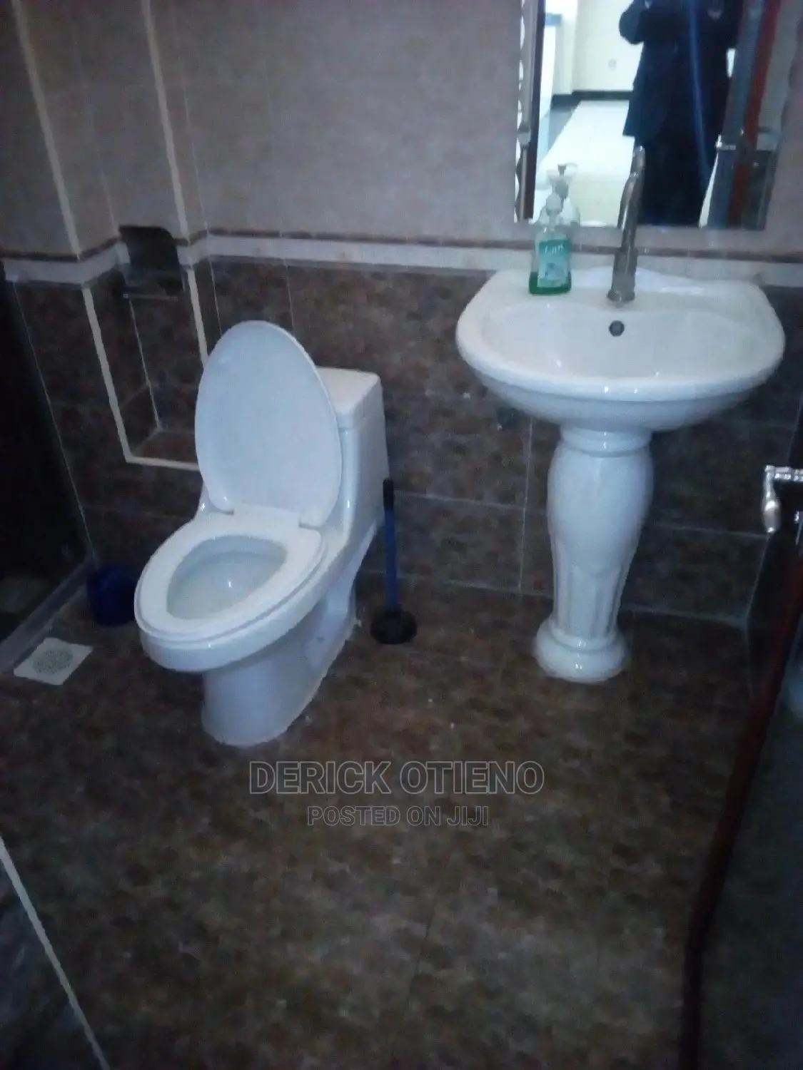 Spacious 2-Bedroom Apartment Available Now on Riara Road in Lavington