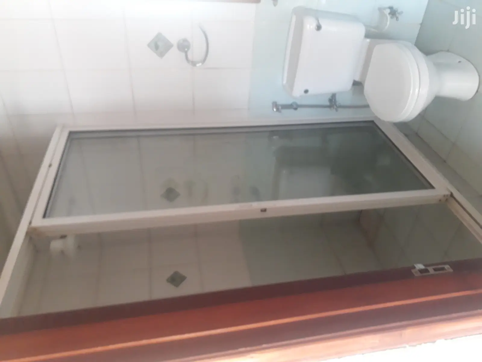 Spacious Bedsitter In Kilimani in Kilimani
