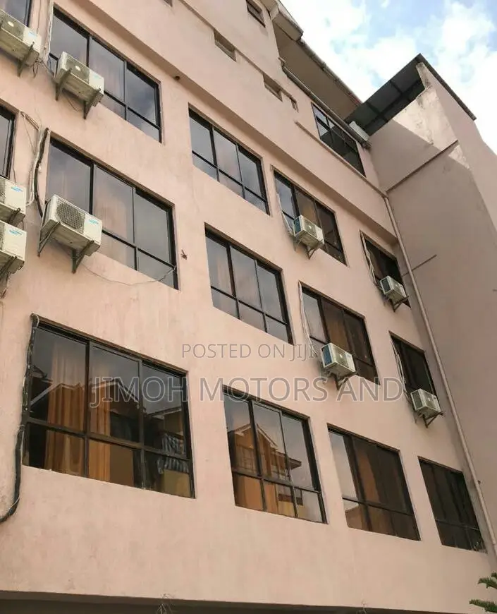 3-Star Hotel on Offer - Perfect for Hospitality Pioneers in Prime Area in Parklands/Highridge