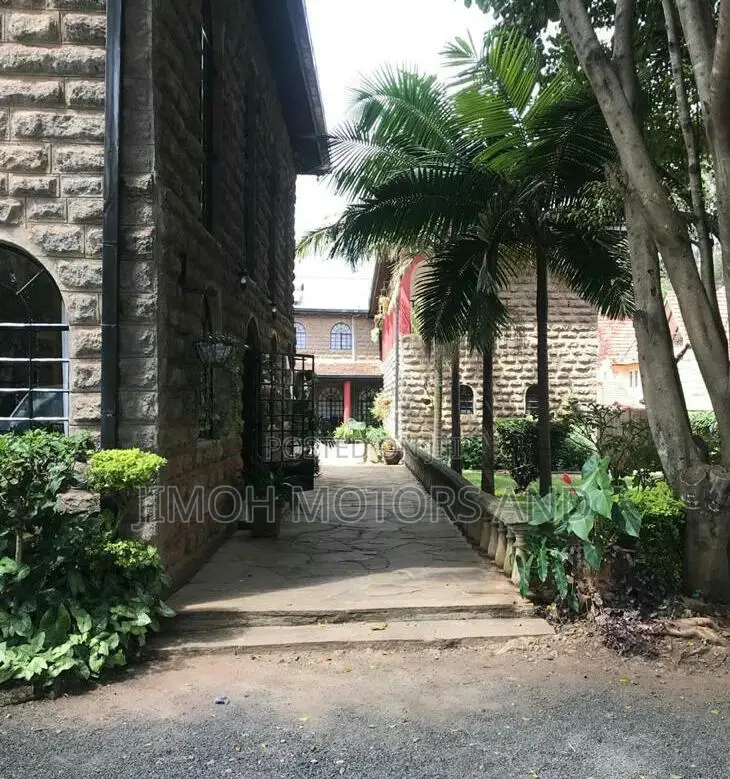 Three Stars Hotel in Lovington - Investment Property for Sale in Parklands/Highridge