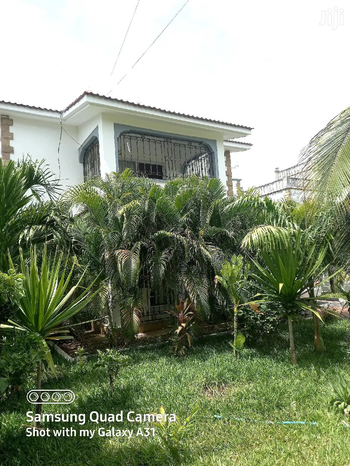 Shanzu Townhouse: 3-Bedroom Executive Property - For Sale in Shanzu
