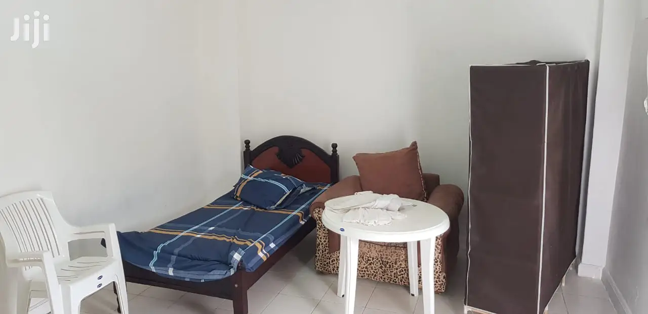 Parklands Studio - Ideal for a Comfortable Living Space in Parklands/Highridge