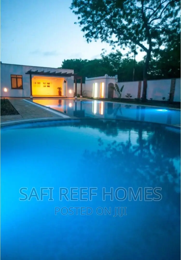 5-Bedroom villa in Nyali, Mombasa - ideal for large families in Nyali