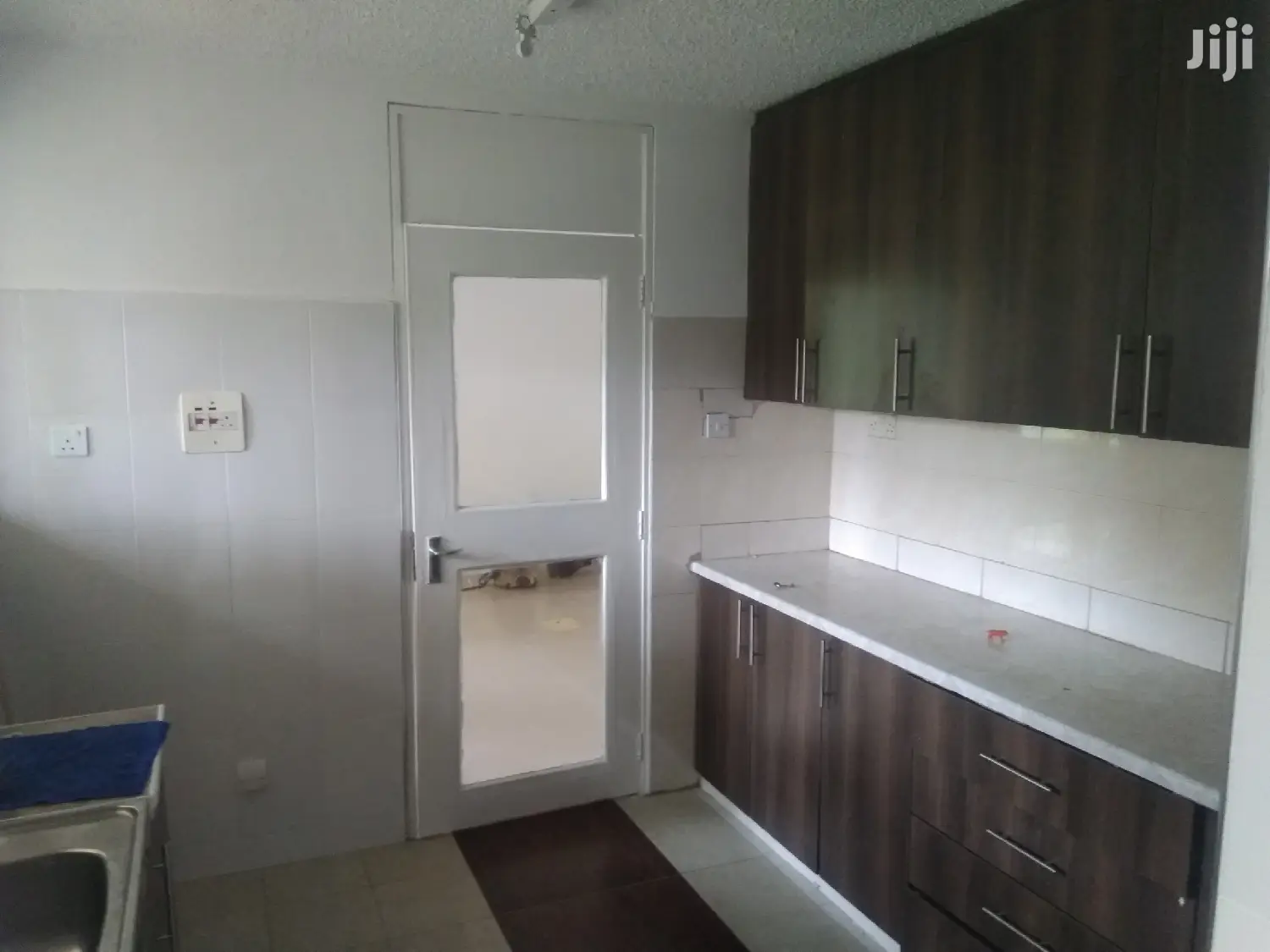 3bedroomed Apartment With Dsq to Let in Kilimani