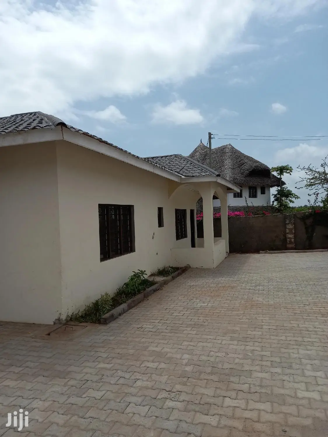 Casurina, Malindi: Charming 2-bedroom Bungalow for sale in Malindi