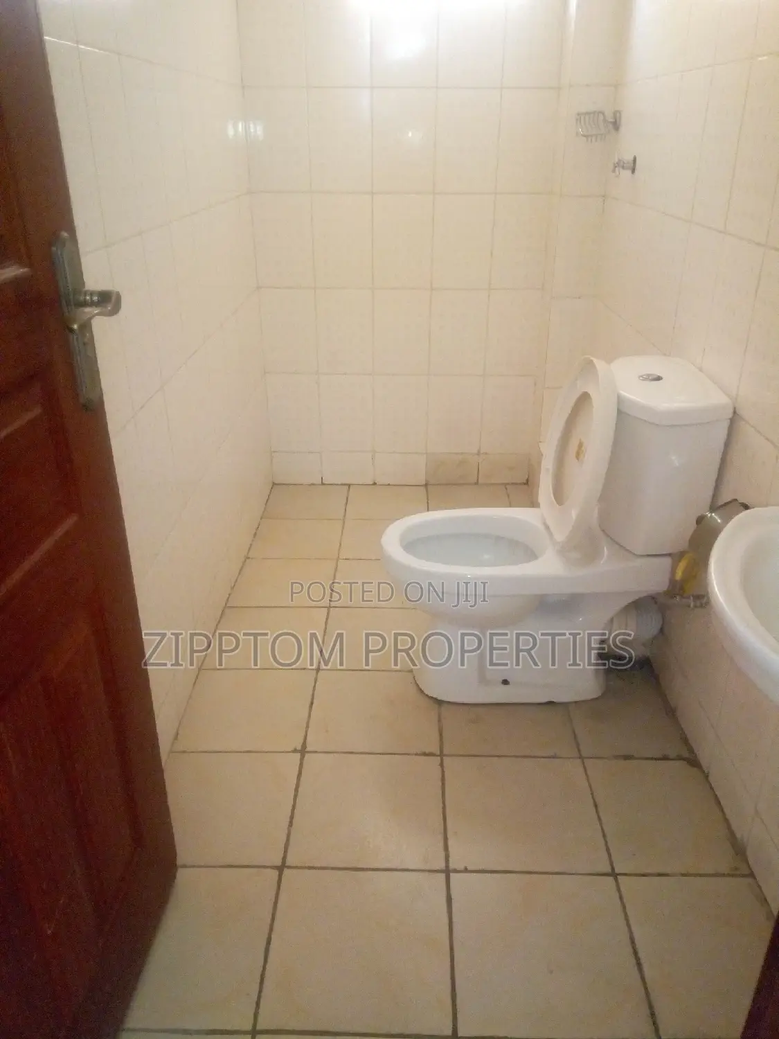 Modern Two Bedroomed to Let in Nairobi West in Nairobi West