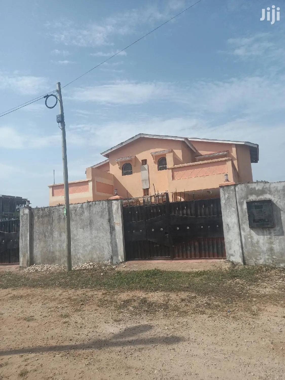 Spacious 5-Bedroom Townhouse for Sale in Shanzu in Shanzu