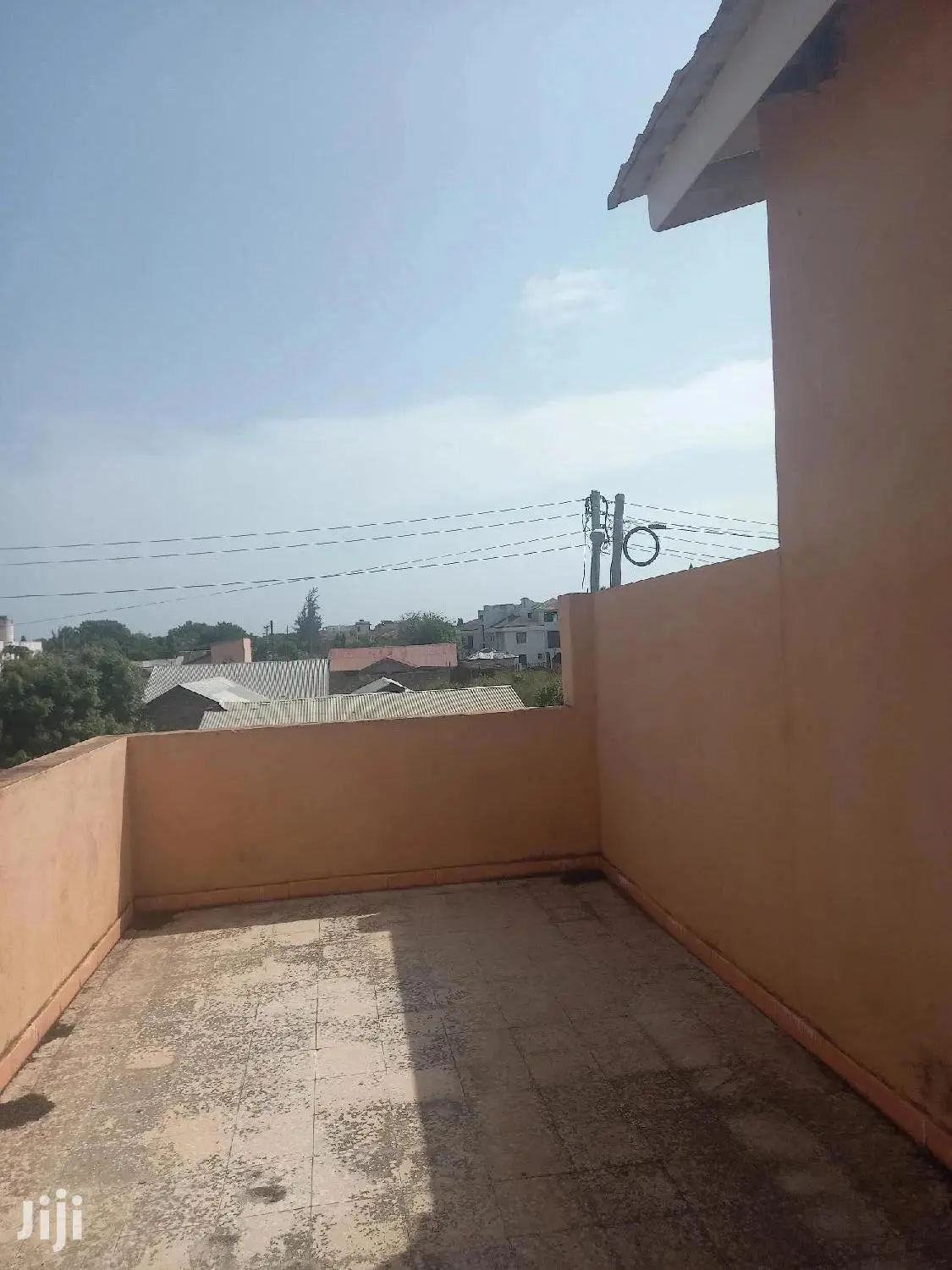 Spacious 5-Bedroom Townhouse for Sale in Shanzu in Shanzu
