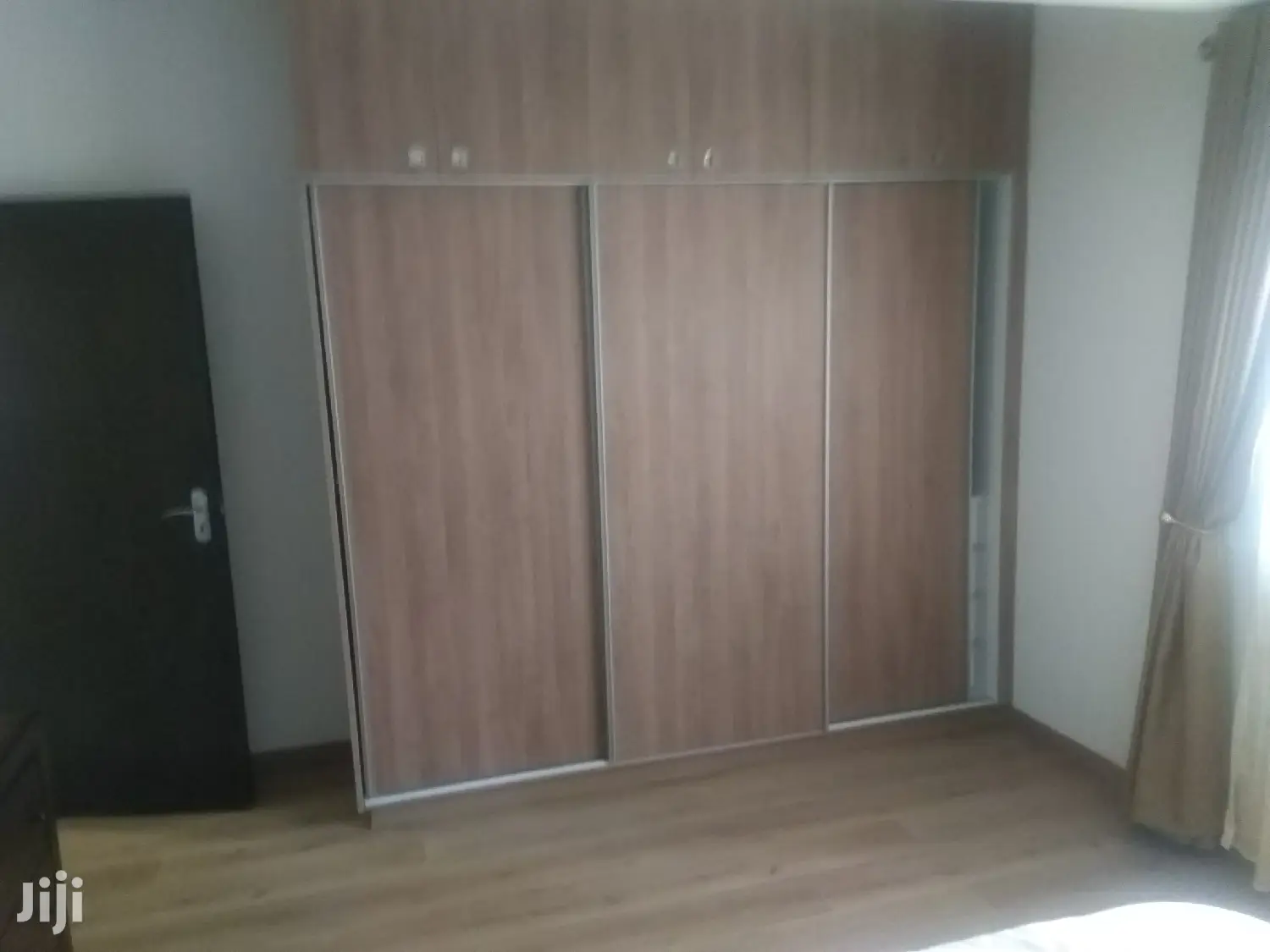 Elegant 3-Bedroom Apartments with Dual Shower Spaces - Perfect for Your Family in Parklands/Highridge