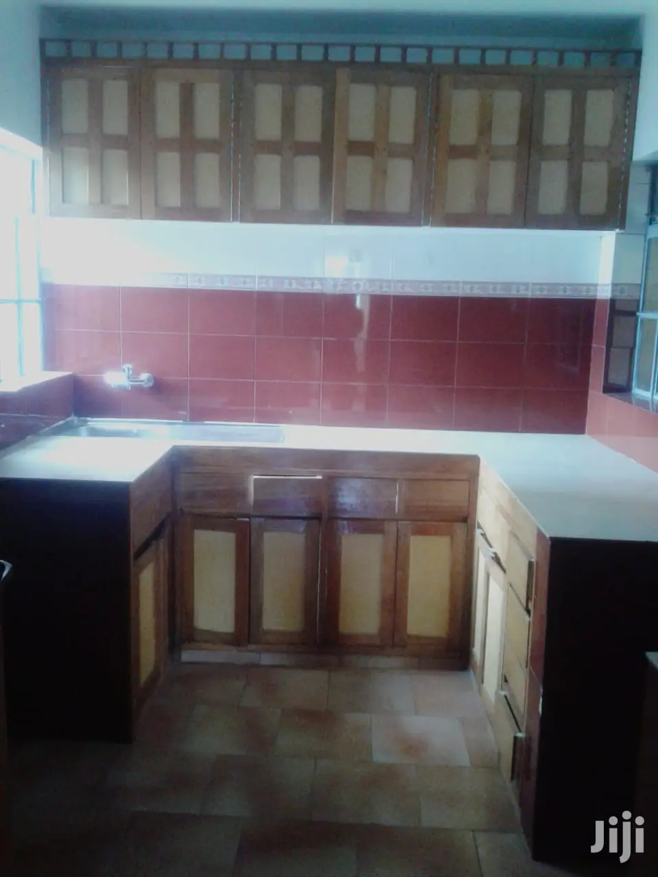 Yaya Centre: Contemporary 2-Bedroom Apartment for Rent in Hurlingham