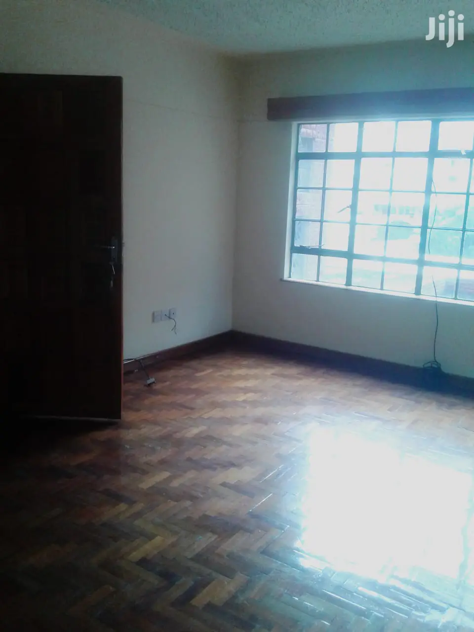 Yaya Centre: Contemporary 2-Bedroom Apartment for Rent in Hurlingham