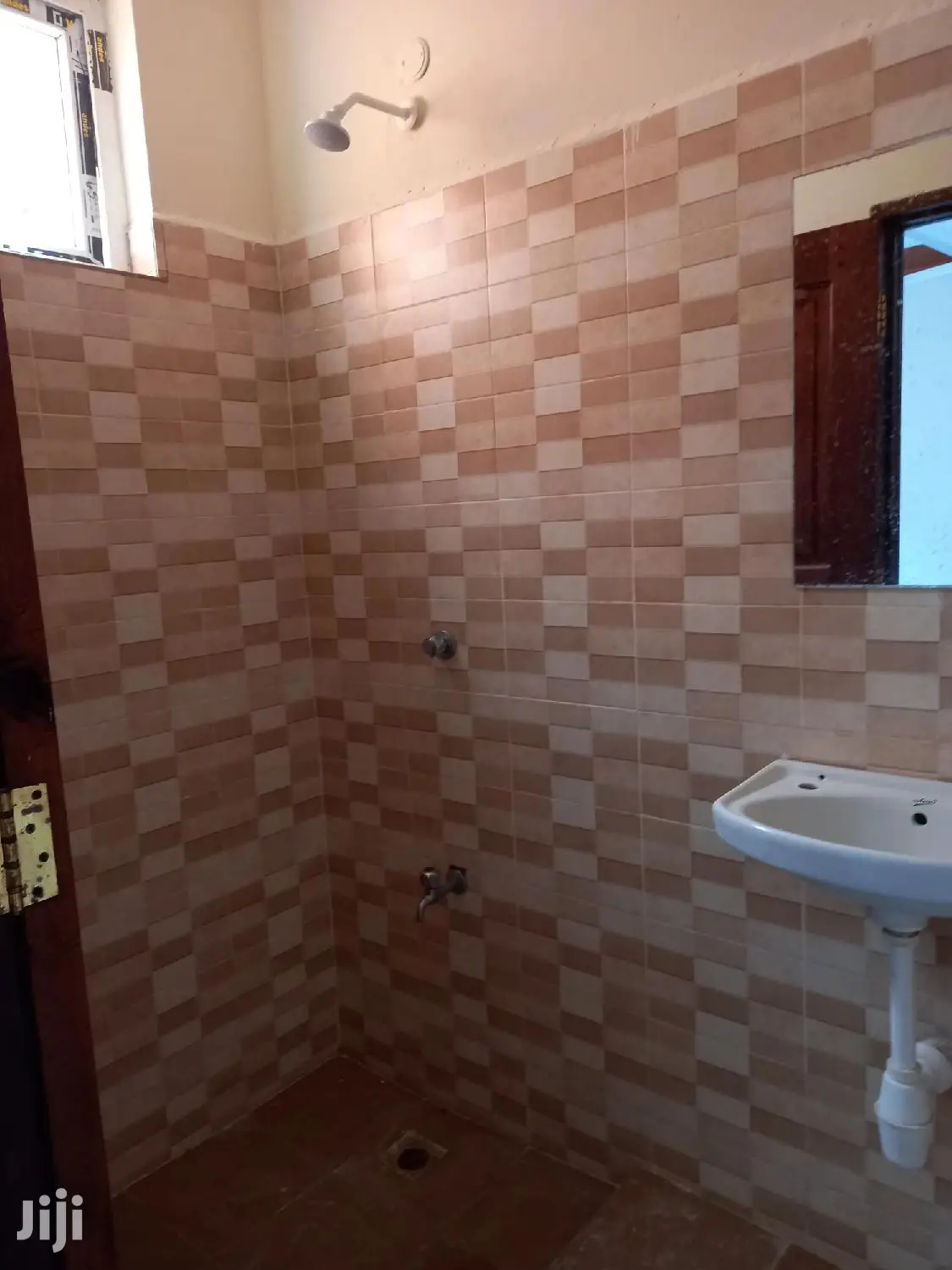 Mtwapa 3-Bedroom Flat for Rent - Contemporary Design in Mtwapa