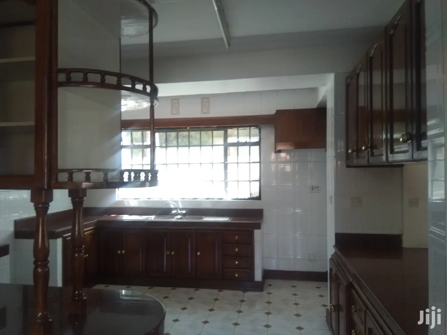 Magnificent 6-Bedroom Mansion with 2-Bedroom Guest Suite - Ready to Let in Kileleshwa