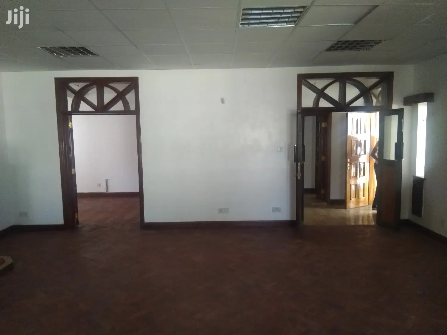 Magnificent 6-Bedroom Mansion with 2-Bedroom Guest Suite - Ready to Let in Kileleshwa