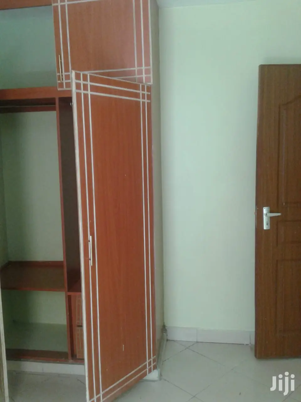 One-Bedroom Flat to Rent on Ngong Road - Stylish Interior in Hurlingham