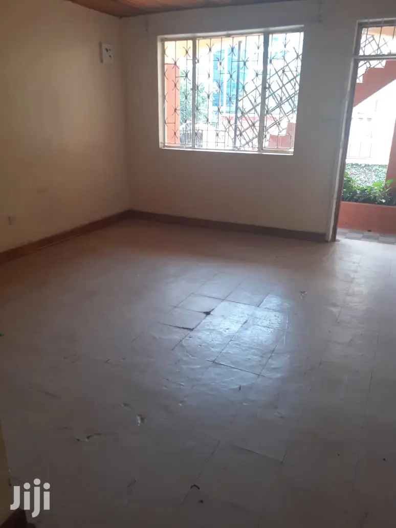 Parklands 2-Bedroom Apartment - Affordable and Convenient in Parklands/Highridge