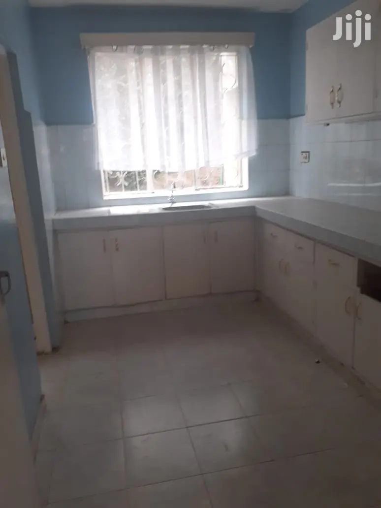 Parklands 2-Bedroom Apartment - Affordable and Convenient in Parklands/Highridge