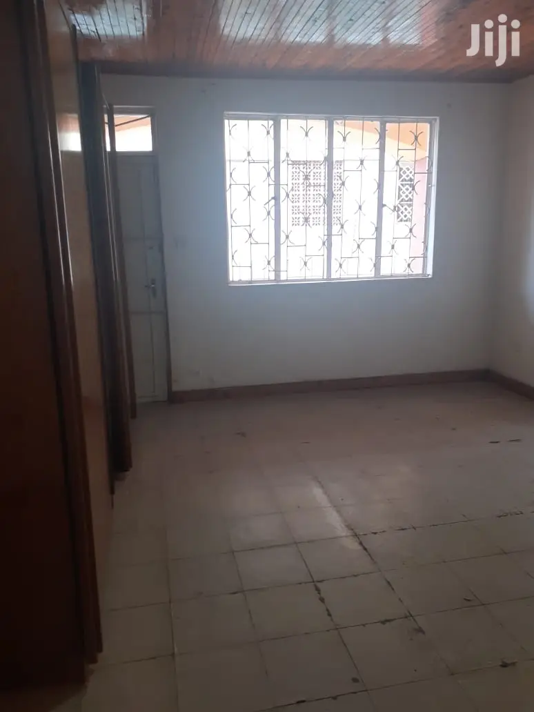 Parklands 2-Bedroom Apartment - Affordable and Convenient in Parklands/Highridge