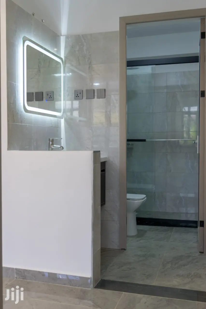Hurlingham's Exclusive 2-Bedroom Apartment - Sale Listing in Hurlingham