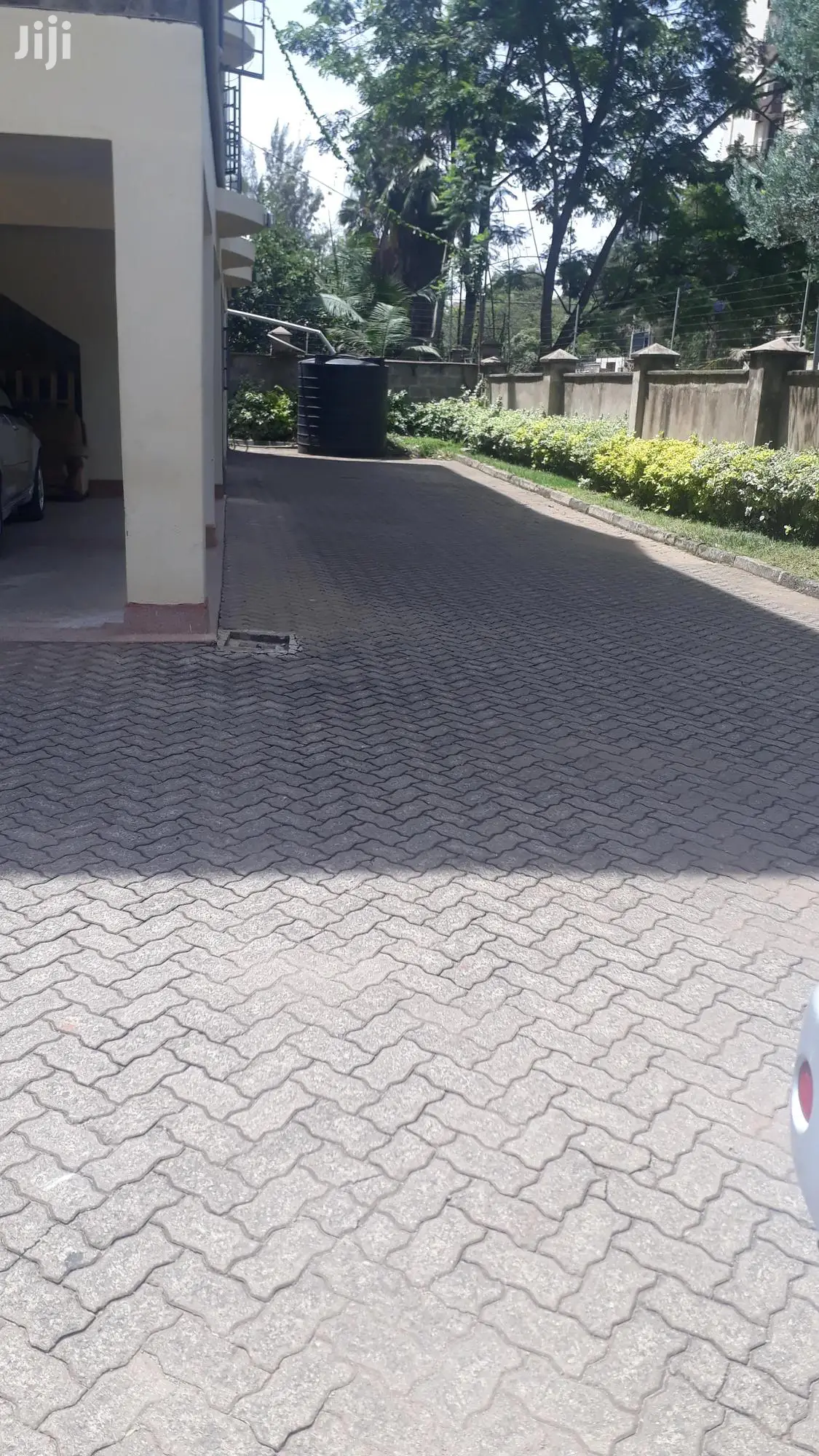 Spacious 2-Bedroom Apartment in Kilimani, Close to Yaya Centre in Hurlingham