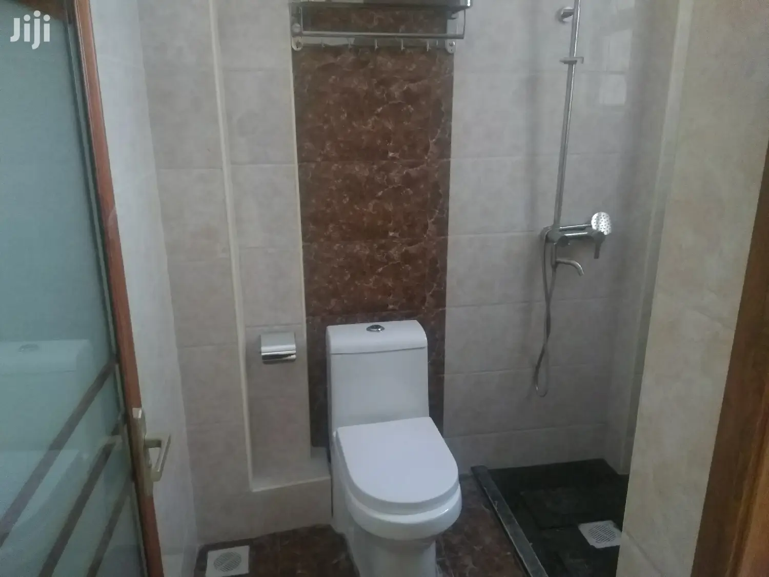 2-Bedroom Apartment Offering Plenty of Space in Hurlingham
