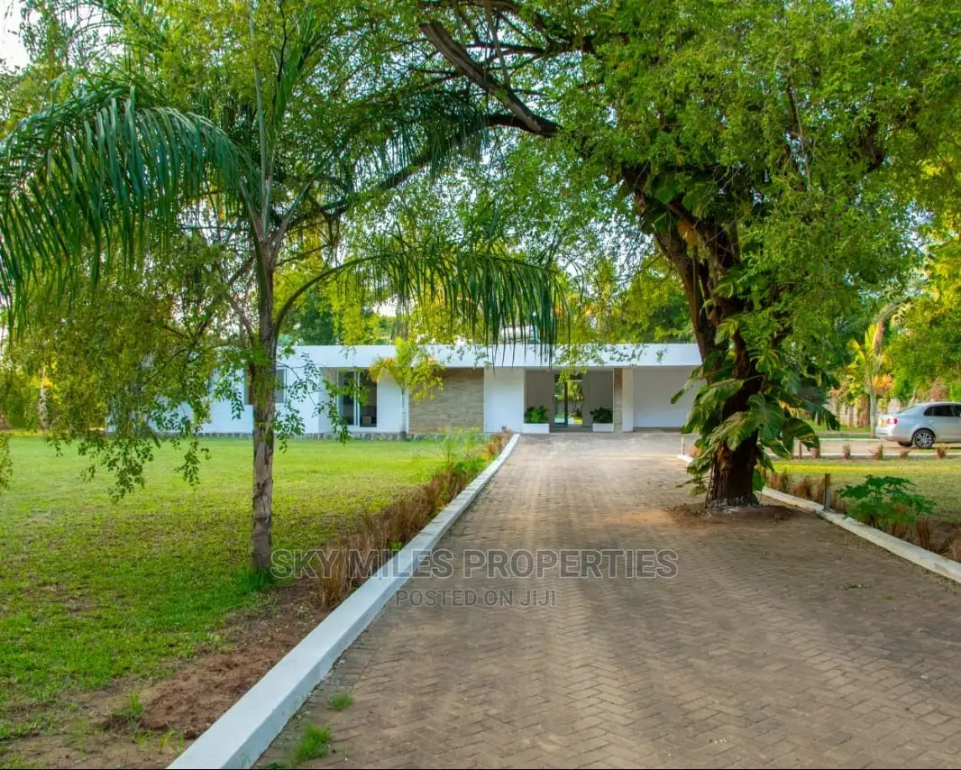 Mtwapa Creekside Villa with 3 Bedrooms - Now Available in Mtwapa